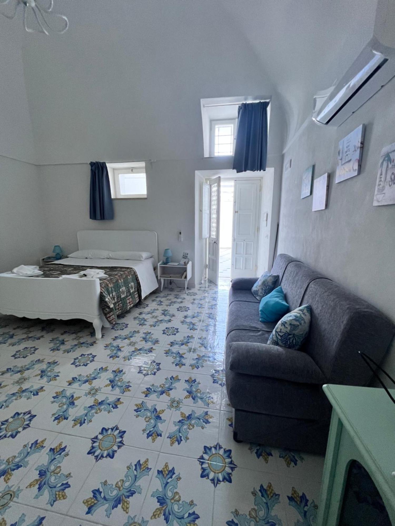 Apartamento Postcard House Vico Equense Exterior foto